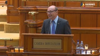 Băsescu către reprezentanţii Puterii Puneţi un guvern cu care să nu ne fie ruşine în UE [upl. by Inajar]