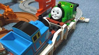 Thomas And Friends working in the coal mine きかんしゃトーマスのビッグローダー [upl. by Anelaj]