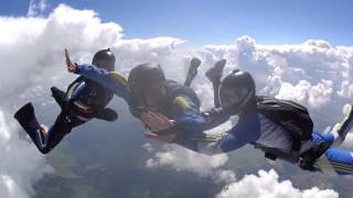 Fallschirmsprung von Christian bei skydive nuggets in Leutkirch [upl. by Azne569]