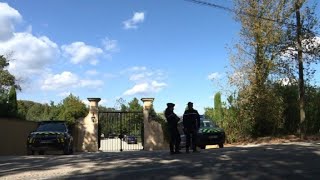 Aznavour images de sa maison dans les Alpilles où il est mort [upl. by Nylsoj]