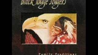 Black Lodge Singers Straight Intertribal [upl. by Yorled]