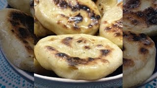 Mini naans fromage 🇮🇳  Recette [upl. by Ehsiom]