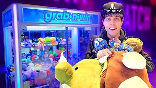 How I Made a Profit at The Dave amp Busters Claw Machine [upl. by Arie]