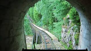 Standseilbahn 643001 Schwyz Schlattli  Stoos alte Stoosbahn Talfahrt 2017 [upl. by Kilk]