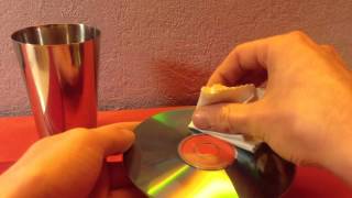 Nettoyer ses CD  Bien nettoyer un CD ou DVD [upl. by Russon]