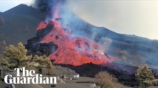 Giant boulders float down rivers of lava from La Palma volcano eruption [upl. by Ayokahs]