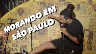 MORANDO EM SÃO PAULO  Comédia Stand Up com Roger Siqueira [upl. by Yxor]