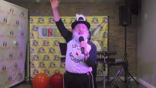 Uncle Moishy sings at Misameach [upl. by Sremmus]