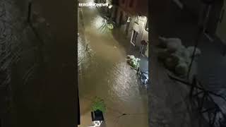 Maltempo a Bergamo Morla in piena In tutta la provincia strade allagate [upl. by Aysa366]