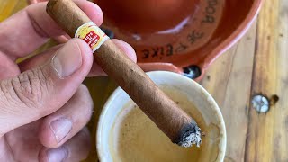 SMOKING A HOYO DE MONTERREY LE HOYO DU MAIRE WITH AN EXPRESSO 🔥🇨🇺☕️ cigar aficionado cuba fyp [upl. by Helsa]