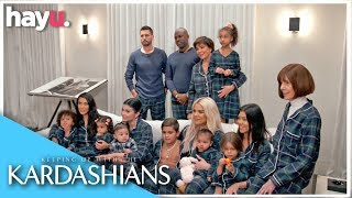 A Kardashian Christmas Dinner  Season 16  Keeping Up With The Kardashians [upl. by Sukramal]