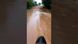 EnchenteChuvaAlagamneto Choveu que agua passou por cima da destrada [upl. by Ayekat]