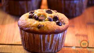 Banana Chocolate Chip Muffins  Банановые Маффины с Шоколадом [upl. by Eelrebma]