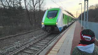 Elettrotreno ETR 522 quotCaravaggioquot Hitachi Rail per linea Trenord Novara nordMilano Cadorna [upl. by Hornstein]