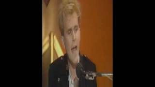 Howard Jones  No One is to Blame Live Wogan 1986 [upl. by Nyrahs]