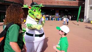 Dayton Dragons mascot signs with deaf boy [upl. by Dukie]