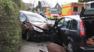 Drei Verletzte bei Verkehrsunfall in Hude [upl. by Melia]