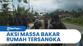 Massa Bakar Rumah dan Serang Polsek Mimika Timur Buntut Kematian Siswi SMP di Kampung Kaugapu [upl. by Aciamaj]