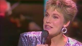 Anne Murray  Snowbird Live [upl. by Trefor]