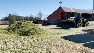 John Deere 9RX with Expandable Grouser blade  Riesterer amp Schnell [upl. by Lankton224]