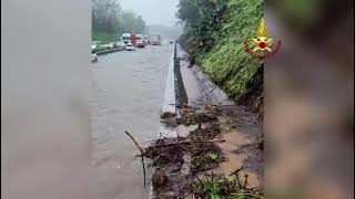 Il maltempo flagella la Sicilia orientale alluvione a Giarre [upl. by Kappel]