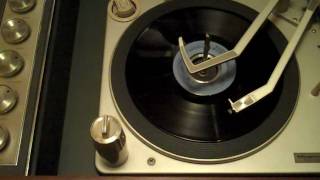 Seeburg Basic Background Music BA112A 1967 [upl. by Notlimah979]