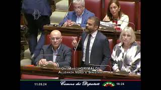 GRIMALDI quotSTELLANTIS È COSÌ SFACCIATA DA PROPORRE LACQUISTO DELLA MASERATI AGLI STESSI OPERAIquot [upl. by Ydroj973]