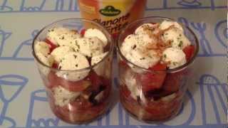 Faire des verrines  Apéritif tomate mozzarella [upl. by Lenoyl838]