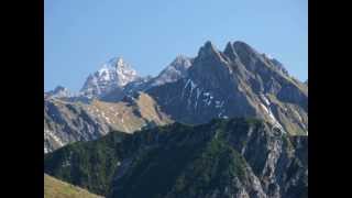 Dr Gemsjägar  Jodel Lied  Jodler  Allgäu  Volksmusik  steirische Harmonika [upl. by Ainniz466]