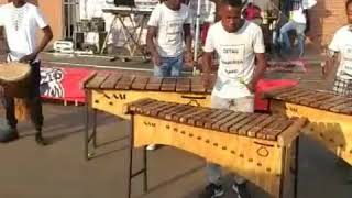 Master KG  Skeleton Move Ditau Marimba Band Live [upl. by Evars]