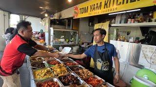 Kota Kinabalu KARAMUNSING COMPLEX lunch hour foodhunting😋Cari makan gais [upl. by Fortunia849]