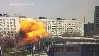 Russia Ukraine update Deadly missile strikes apartment building [upl. by Walliw]