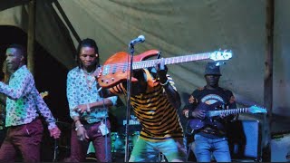 Alick Macheso Achiridza Guitar🎸 nemhanza nezuro kuWeras Park Ma1 aya akaonesa vanhu horror🔥🔥🎸 [upl. by Luanni]