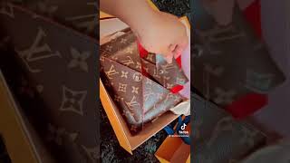 Louis vuitton pochette kirigami unboxing louisvuittonlvshoppingselfridges [upl. by Ainoyek463]