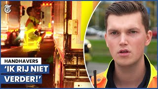 Boze trucker weigert te vertrekken Bel de politie  HANDHAVERS 22 [upl. by Margreta593]