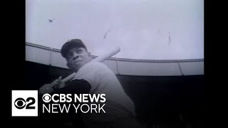 Legendary Willie Mays dead at 93 [upl. by Yliab]