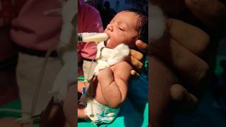 Newborn baby syringe feeding🍼🥹🍼cute viralyoutubeshortstrendingshortsytshortsdivyaverma2401 [upl. by Havelock249]