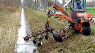 Böschungsmahd am Dümmer Bach in Schwege [upl. by Urana]