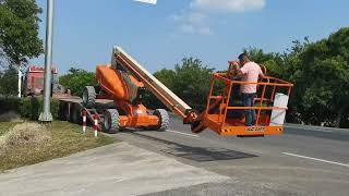 JLG Boom lift on shipmentLOL [upl. by Ysus615]