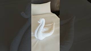 How to make towel folding swantowel folding artdiyviralshort [upl. by Aydin]