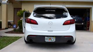 Mazdaspeed 3 CPE Catted Downpipe Ultimate Racing Exhaust [upl. by Mansfield]