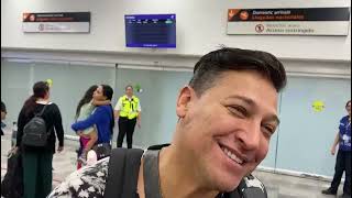 Cálida bienvenida recibe Pablito Ruíz en Aeropuerto de la Ciudad de La Paz🫂🛩️ [upl. by Serrell]