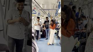 Metro ka bhi Systum hang hogaya🫨 Livekanayasystum elvishoneloelo Eloelo App [upl. by Eidnarb]