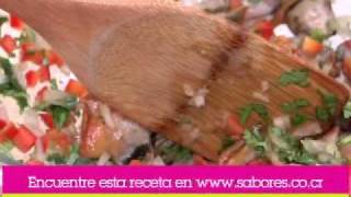 Ceviche mixto con tinta de calamar  Almejas al ajillo con yucasmp4 [upl. by Shurlocke]