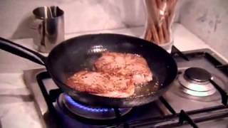 The 10min Foodie How To Cook The Perfect Steak [upl. by Appledorf]