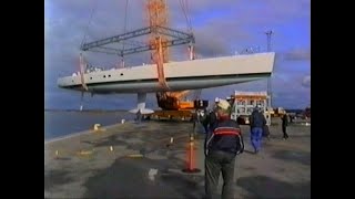 Sjösättning av Baltic Visione 117 fotaren från Baltic Yachts  Larsmo NärTV 2002 [upl. by Annaohj]