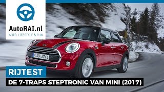 De 7traps Steptronicautomaat van Mini een goede keuze  AutoRAI TV [upl. by Colver259]