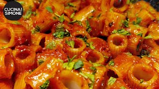 Pasta allArrabbiata  Anche in Scozia 100 italiano [upl. by Silber215]