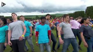 3400 jeunes à la nécropole de Douaumont temps fort du centenaire de Verdun [upl. by Morril]