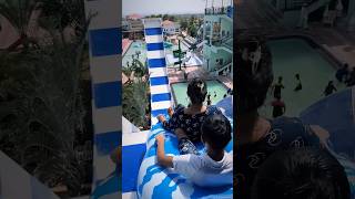 पानी के नीचे बनी वाटर स्लाइड  Dubai underwater water slide [upl. by Oivlis563]